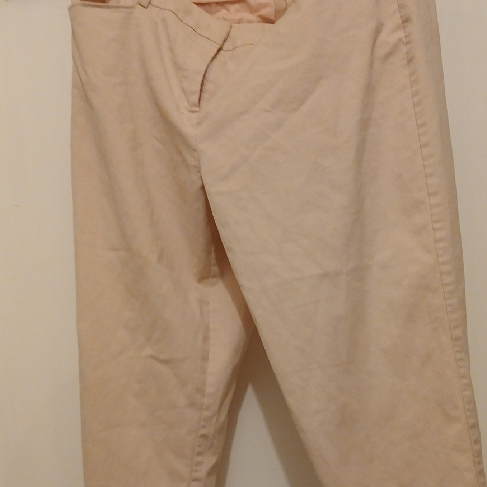 Womens light pink capris